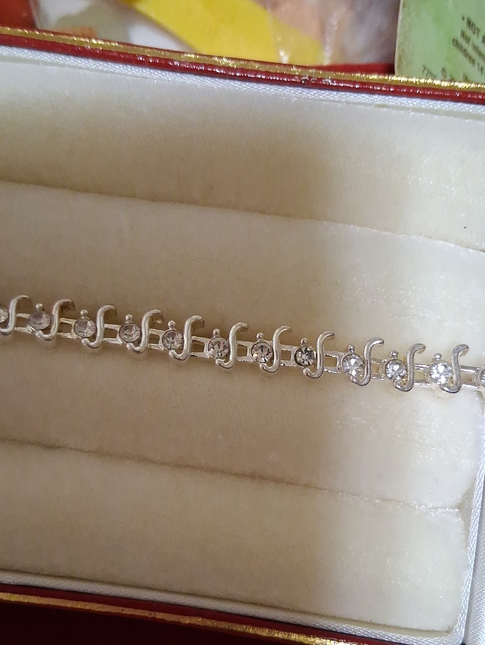 Source Unknown Silver Tone Clear Crystal Bracelet